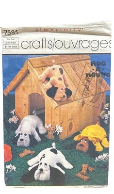 Simplicity Crafts/ouvrages 7581 One size “Hug-A-Hound” Soft toys sewing Pattern - Image 1 of 2