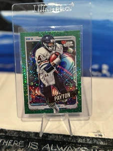 WALTER PAYTON-2024 Topps Cosmic polvere di stelle verdi cromate /75 #16 orsi - Foto 1 di 2
