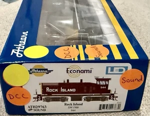 Athearn RTR HO Scale EMD SW1500 Rock Island #944 DCC/SOUND/LED/NIB - Picture 1 of 3