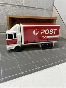 VINTAGE CERAMIC AUSTRALIA POST TRUCK DECANTER BAR MANCAVE CAR BOTTLE WHISKEY - Picture 1 of 9