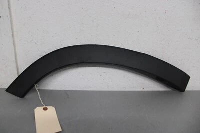 2014 2019 TOYOTA HIGHLANDER RIGHT SIDE REAR FENDER TRIM MOUNT MOLDING - Image 1 of 4