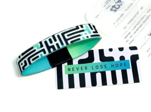 Zox **NEVER LOSE HOPE** Silver Single Medium Band w/Card NIP - Picture 1 of 3