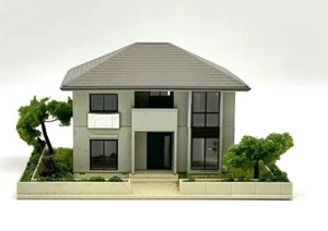 Kato N Scale 23-404 2-Story Town Home with Landscaped Yard - Picture 1 of 4