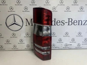 MERCEDES SPRINTER W906 SEITENLEUCHTE HINTEN LINKS STOPLEUCHTE RÜCKLICHT FÜR 2006-2018 - Bild 1 von 4