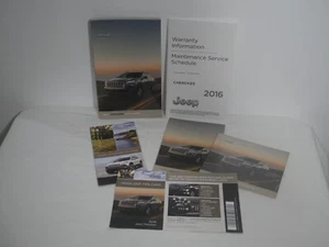 2016 JEEP CHEROKEE USER GUIDE OWNERS MANUAL SET w/case (2C2) - Picture 1 of 4