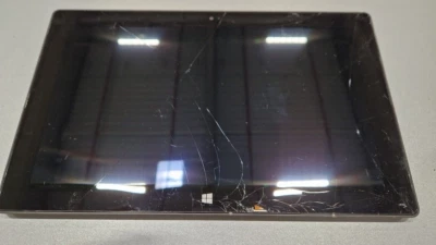 Microsoft Surface 1516 Tablett 2GB RAM 32GB Broken Display Nicht Aktiv Für Prts - Bild 1 von 4