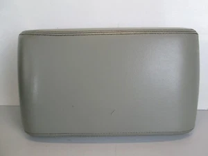 2003-2005 LINCOLN AVIATOR CONSOLE LID ARM REST ARMREST TOP OEM LEATHER COVER - Picture 1 of 10