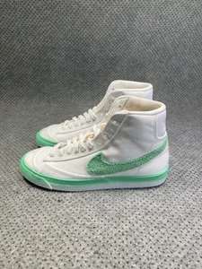 NEU Nike Blazer Mid '77 grün weiß Schuhe Größe 8 Damen - Bild 1 von 8