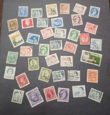 Canada Lot of 40 Vintage Mixed Postage Stamps (036) - Image 1 of 4