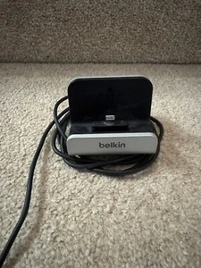 Belkin Charge and SYNC Desktop Dock For iPhone - Picture 1 of 3