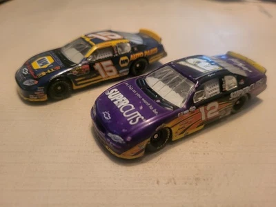 2002/'03 Kerry Earnhardt #12 Supercuts/Micheal Waltrip #15 Napa Autopartes 1:64 Foto 1 de 4