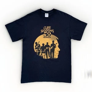 Camiseta Cliff Richard & The Shadows gira 50 aniversario para hombre M negra años 50 60 - Imagen 1 de 12