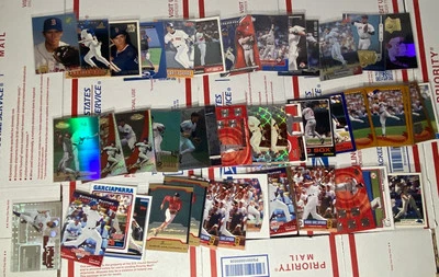 Lot of 48 Nomar Garciaparra Cards Rookies, Inserts, Parallels, Higher End Sets - Image 1 of 4