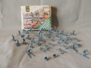 Vintage Airfix 38 German mountain troops HO/OO London 1978 - Picture 1 of 11