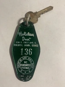 Llavero y llave de habitación de motel Holiday Inn Hotel Duluth Minnesota #136 - Imagen 1 de 2