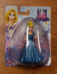 Disney Little Kingdom Error- Rapunzel on Card/Cinderella in Package *NIP* RARE! - Picture 1 of 2