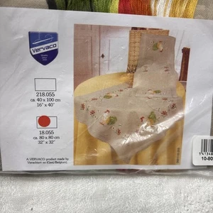 New TABLE CLOTH 32”x32” Vervaco Cross Stitch Kit NEW 0661/18.055 Roosters - Picture 1 of 11