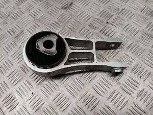 Chrysler Pacifica 2020 Petrol 214kW Engine mount bracket 68485537AA ATV89627 - Picture 1 of 5