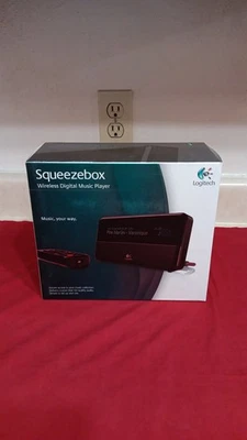 Logicool Logitech Squeezebox  Wi-Fi Music player Discover world music  - Image 1 of 4