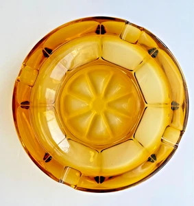 VINTAGE MCM AMBER GLASS ASHTRAY XL 8 3/16” ROUND x 2 1/8” HIGH 4 CIGAR SLOTS - Picture 1 of 9