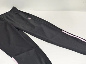 Adidas DAMEN GRÖSSE MEDIUM Trainingshose SCHWARZ/PINK schnelltrocknend Jogginghose Reißverschlusstaschen - Bild 1 von 3