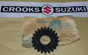 NOS 24251-14101 RM125 X 1981 Original Suzuki 22T 5th Drive Gear - Bild 1 von 7