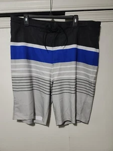 Men's old navy Active Bathing Suit Size 38. ( 10" INSEAM ) - Picture 1 of 11