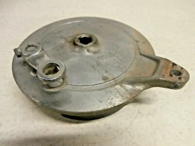 1982 Yamaha Xj650 Maxim 650 82 GENUINE Rear Brake Caliper Shoe Panel Plate OEM - Image 1 of 4