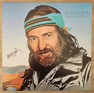 Willie Nelson Signed Always On My Mind Vinyl Record LP Country Folk LEGEND RAD - Picture 1 of 2