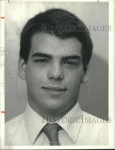 1987 Press Photo Mark Spoto, Liverpool Resident in Close Up - sya05960 - Picture 1 of 2