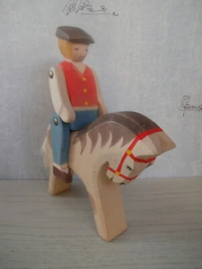 Ostheimer Reitpferd 10802 Bauer / Reiter 10801 Holzfiguren Bauernhof Figuren - Bild 1 von 12