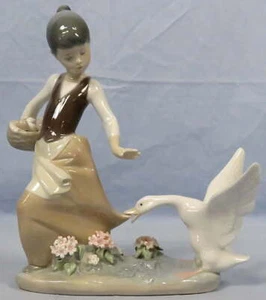 Vintage Lladro Figurine Aggressive Goose Retired Juan Huerta 1974-1995 8 3/4" - Picture 1 of 12