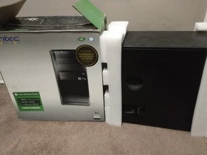 Vintage NSK4480B Tour Noir PC CASE Mini Disquette DVD Lecteur Ordinateur Pièces Intérieur - Photo 1/8