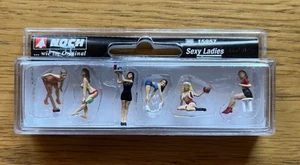 Noch 15957 OO/HO Gauge Sexy Ladies (6) Figure Set BNIP - Foto 1 di 2