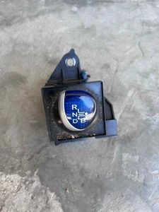 10-15 TOYOTA PRIUS AUTOMATIC SHIFTER GEAR BOX SELECTOR OEM - Picture 1 of 6