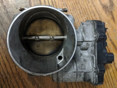 Chevrolet Silverado 2003-06 5,3 Avalanche carrocería del acelerador OEM 1257080 RME75  Foto 1 de 4