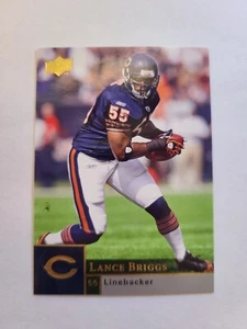 2009 Upper Deck #39 Lance Briggs Chicago Bears Football Card - Picture 1 of 2