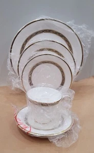 Royal Doulton Harlow - Imagen 1 de 4