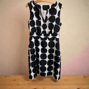 Banana Republic Black White Polka Dot V Neck Sleeveless Fit Flare Dress Size 10 - Picture 1 of 6