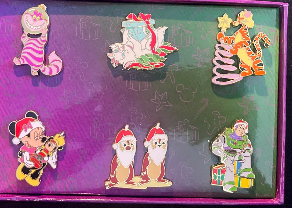 Набор значков Disney Christmas Chip an Dale Marie Aristocats 2010 Advent No2 LE 300 - Изображение 1 из 4