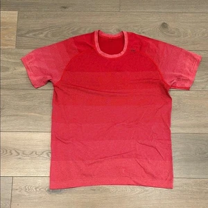 LULULEMON Red Striped Crew Neck Active Workout Short Sleeve T Shirt Size Large - Picture 1 of 10