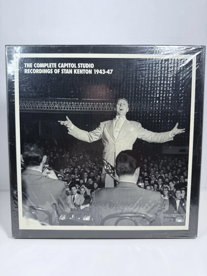 The Complete Capitol Studio Recordings of Stan Kenton 1943-47 Mosaic 10-LP NM Foto 1 de 3
