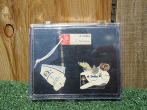 Brand New Delta Airlines Salt Lake City 2002 Olympics To The Games 3 Pin Set - Picture 1 of 5