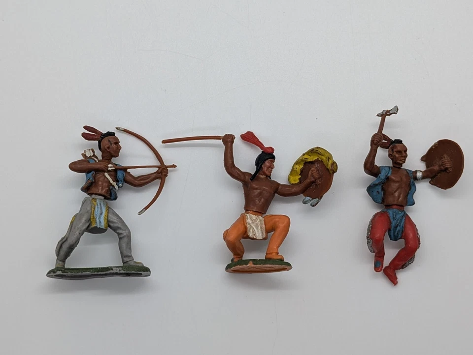 Vintage 3 Britains Swoppet Indian Braves Native Americans  - Image 1 of 4