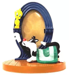 Tweety Bird Sylvester Cat Picture Frame Warner Brothers Studio 1996 Looney Tunes - Picture 1 of 8