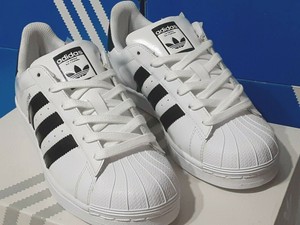 Las mejores ofertas en Zapatillas deportivas ADIDAS Superstar Charol para  Mujeres | eBay