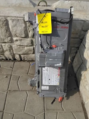 2013-2018 TOYOTA AVALON Battery Hybrid Battery Fits 2.5 Hybrid - Image 1 of 3