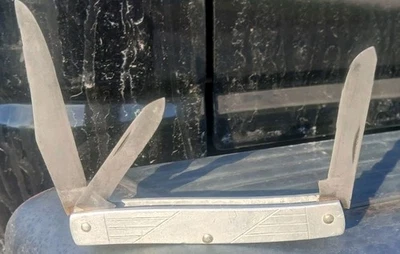 VINTAGE ROBESON CUTLERY USA ALUMINUM HANDLES FULL SiZE STOCKMAN KNIFE - Image 1 of 4