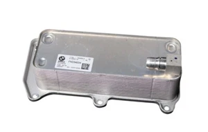 ENGINE OIL COOLER HEAT EXHANGER 11427648914 OEM FOR 2016-2020 BMW 750 4.4L - Picture 1 of 2
