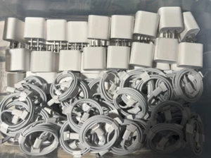 Lot of 80 Original 20W iPhone & iPad Fast Charger USB-C to Lightening A2305 - Picture 1 of 2